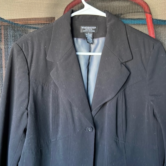 Blazer - Picture 1 of 2